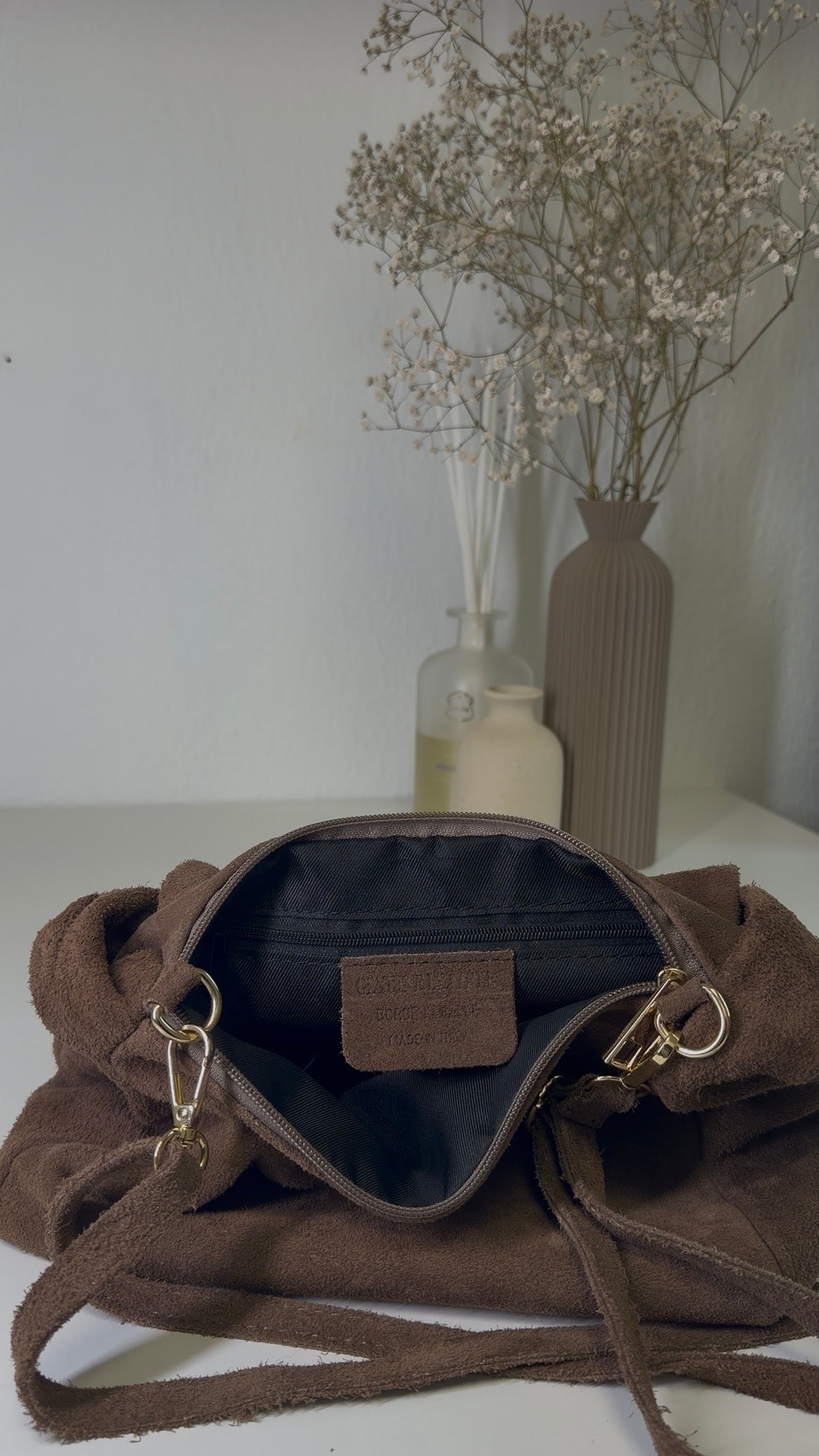 Classic Leather Shoulder Bag